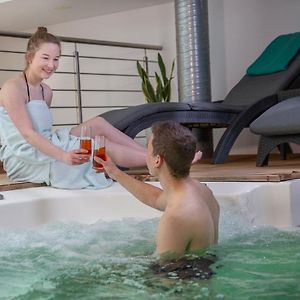 HOTEL DÜNENLÄUFER Carolinensiel